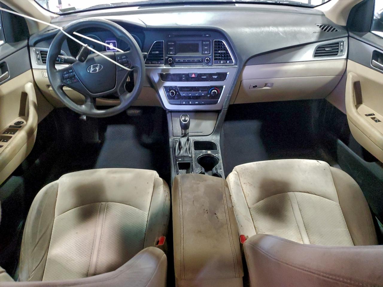 2017 HYUNDAI SONATA SE photo 8