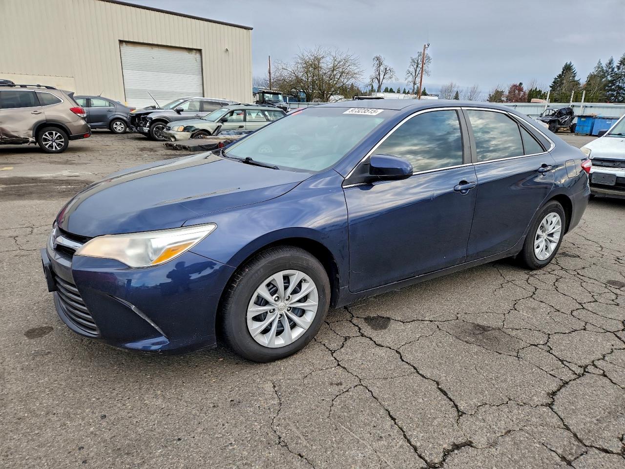 2015 TOYOTA CAMRY