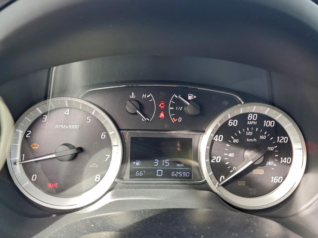 2014 NISSAN SENTRA S photo 25