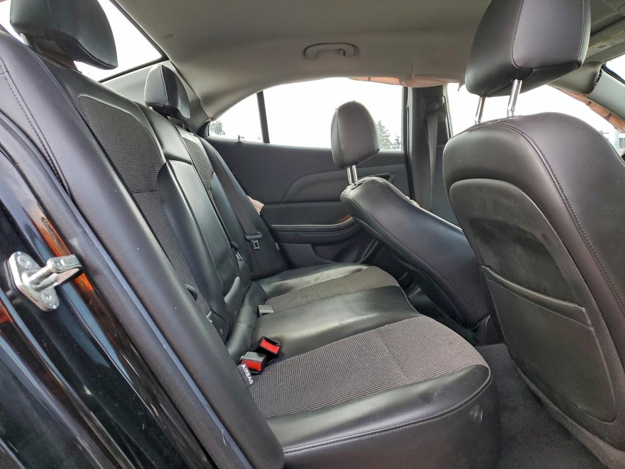 2013 CHEVROLET MALIBU 1LT photo 28