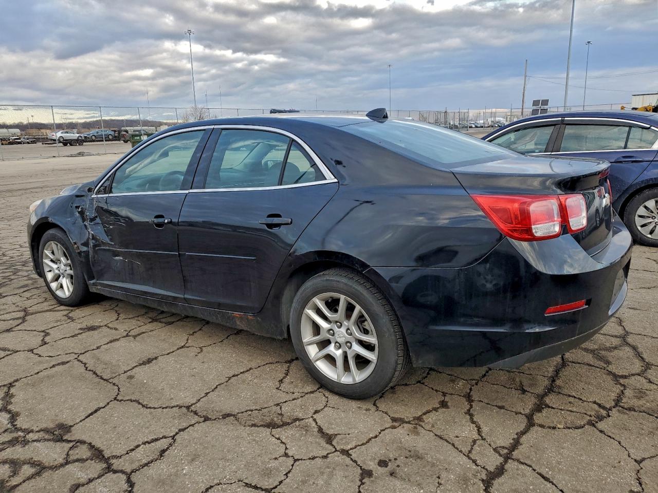 2013 CHEVROLET MALIBU 1LT photo 4