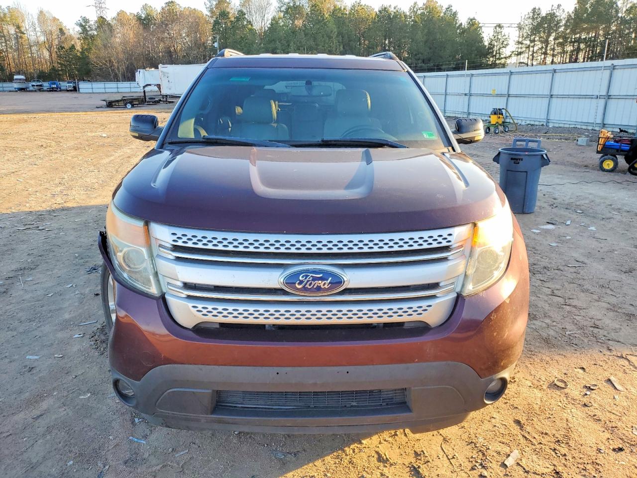2011 FORD EXPLORER XLT photo 5