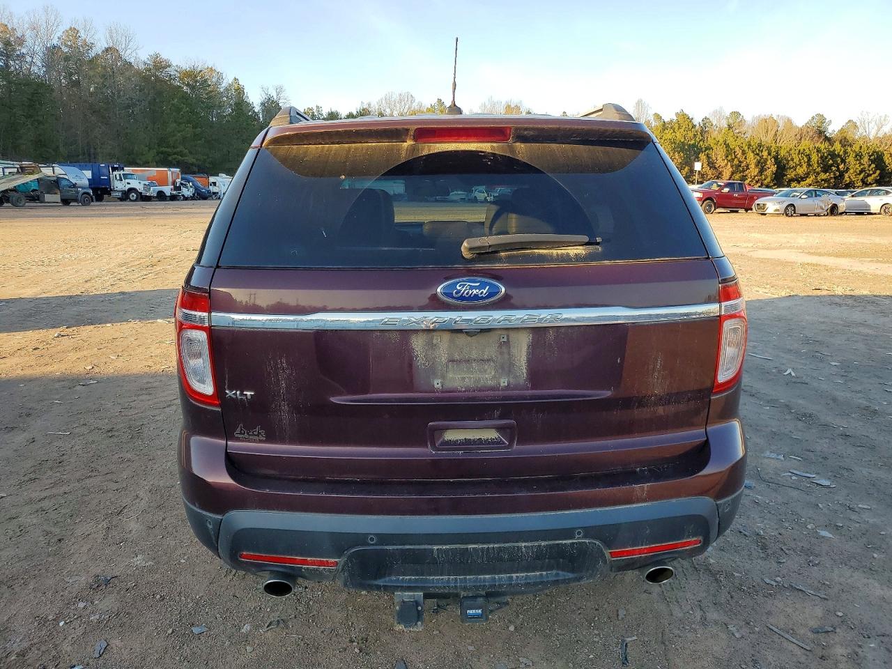 2011 FORD EXPLORER XLT photo 6