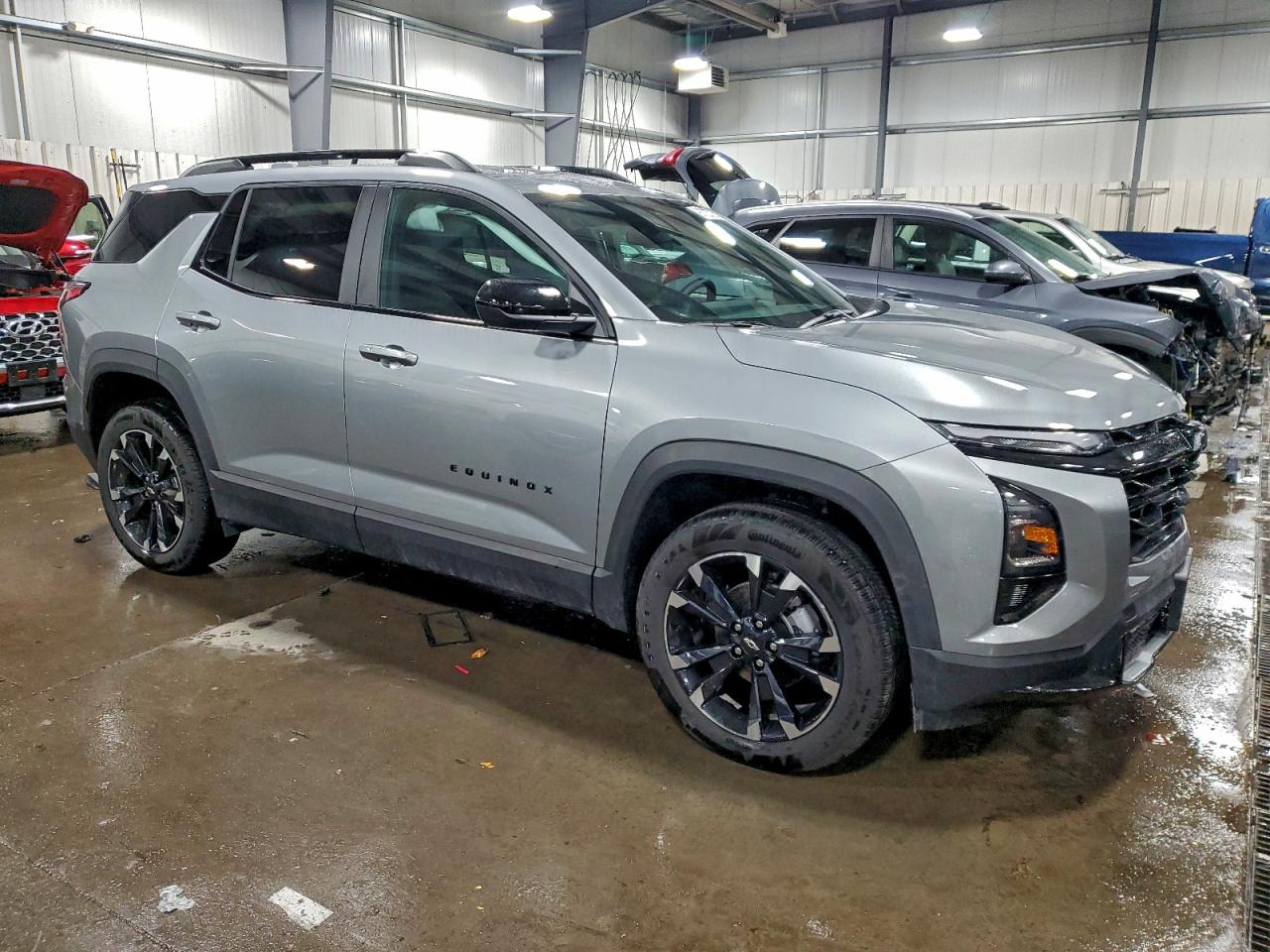 2026 CHEVROLET EQUINOX RS photo 4
