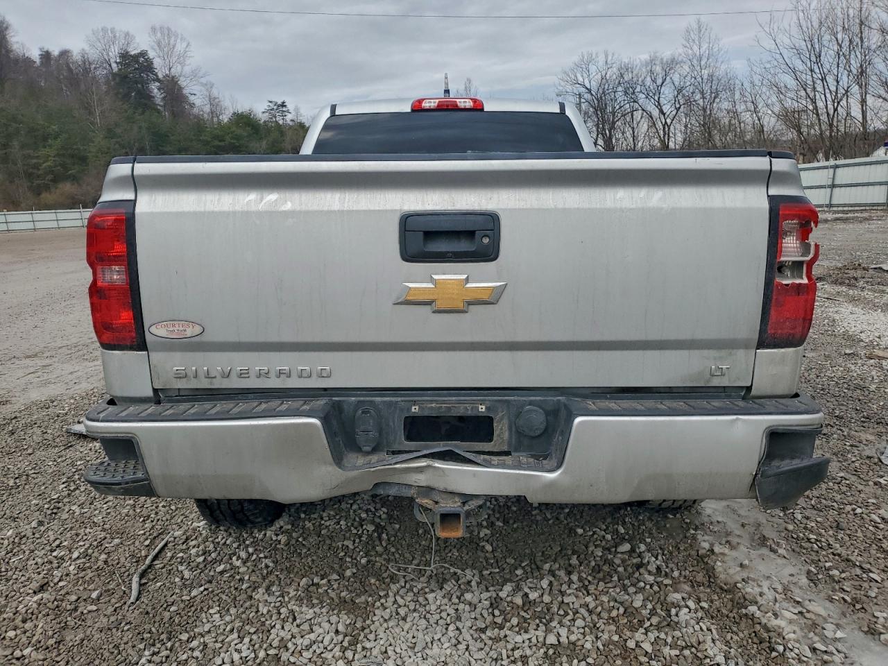 2017 CHEVROLET SILVERADO K1500 LT photo 11