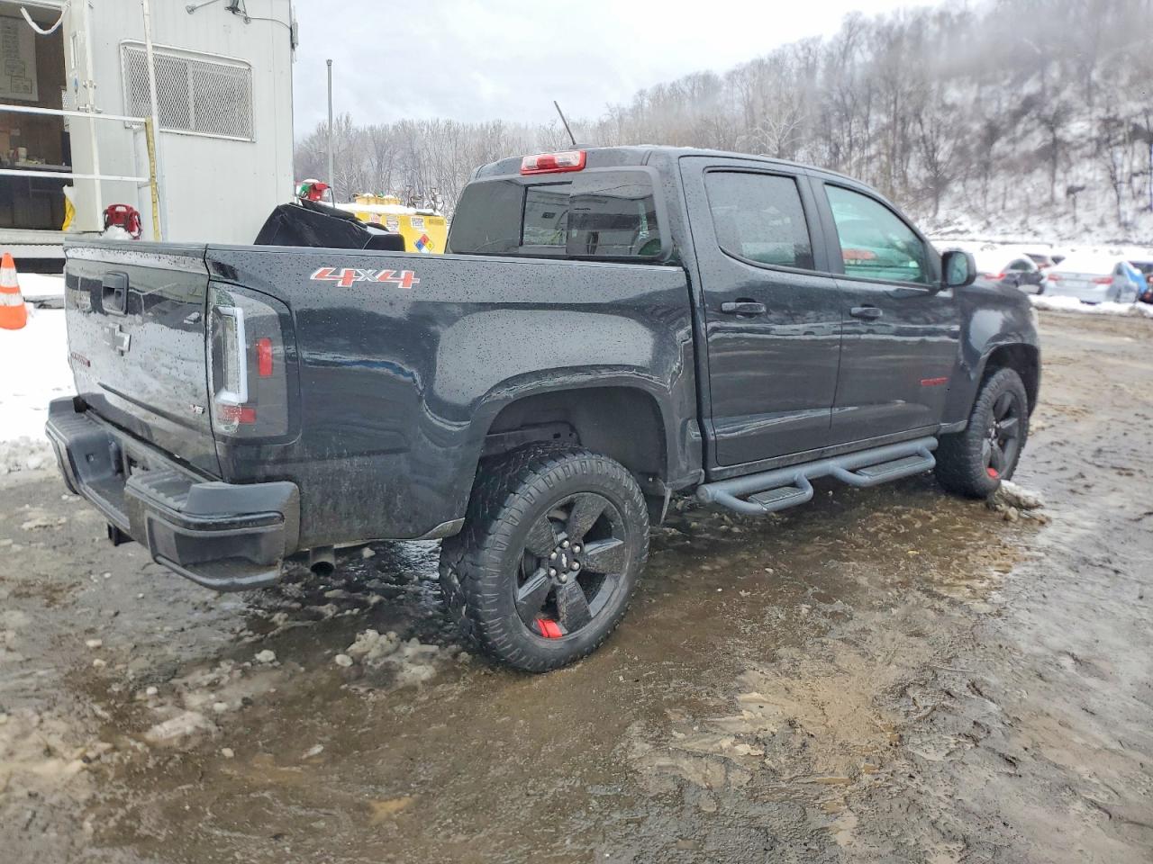 2018 CHEVROLET COLORADO LT photo 3