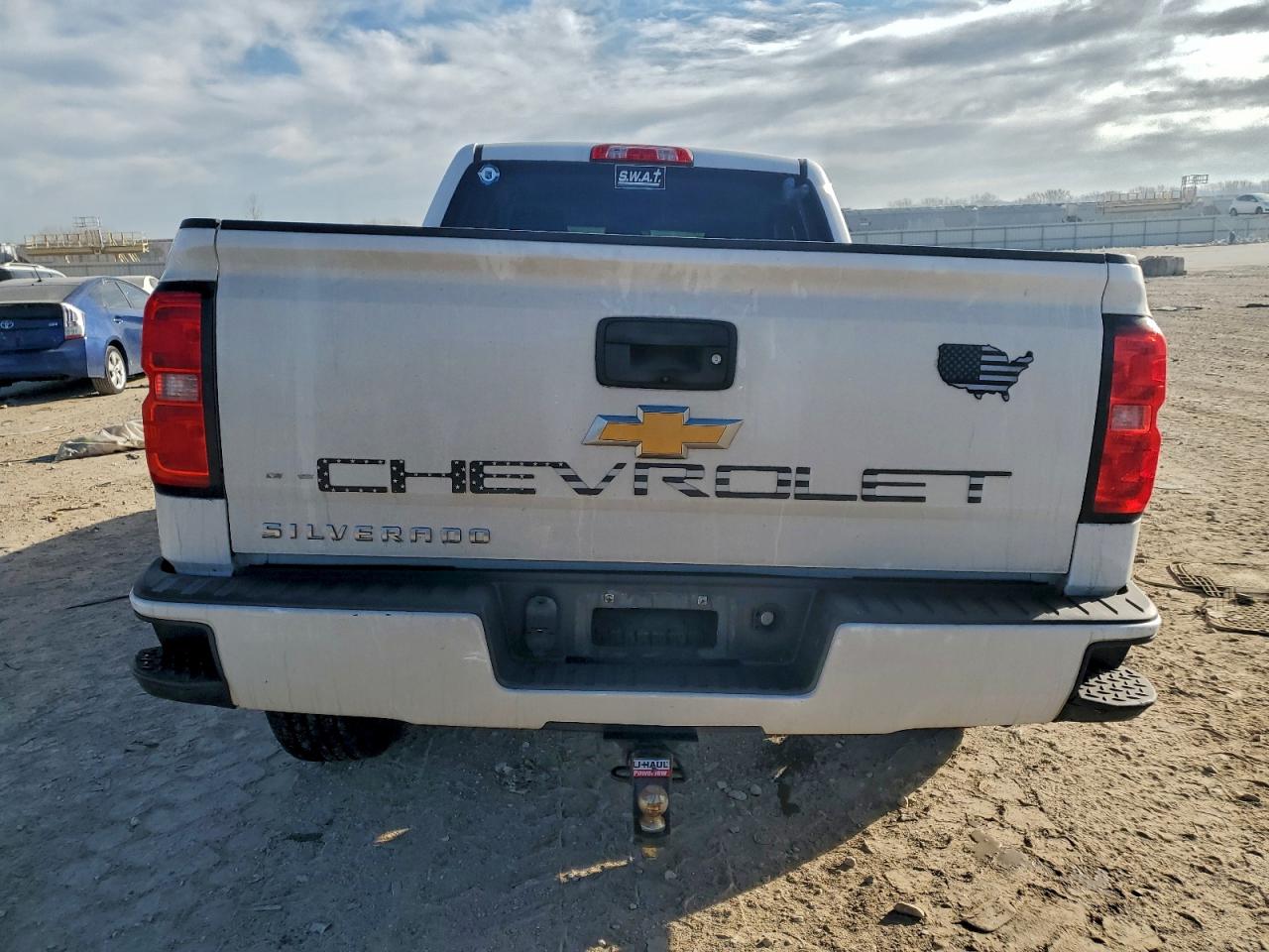 2018 CHEVROLET SILVERADO K1500 CUSTOM photo 6