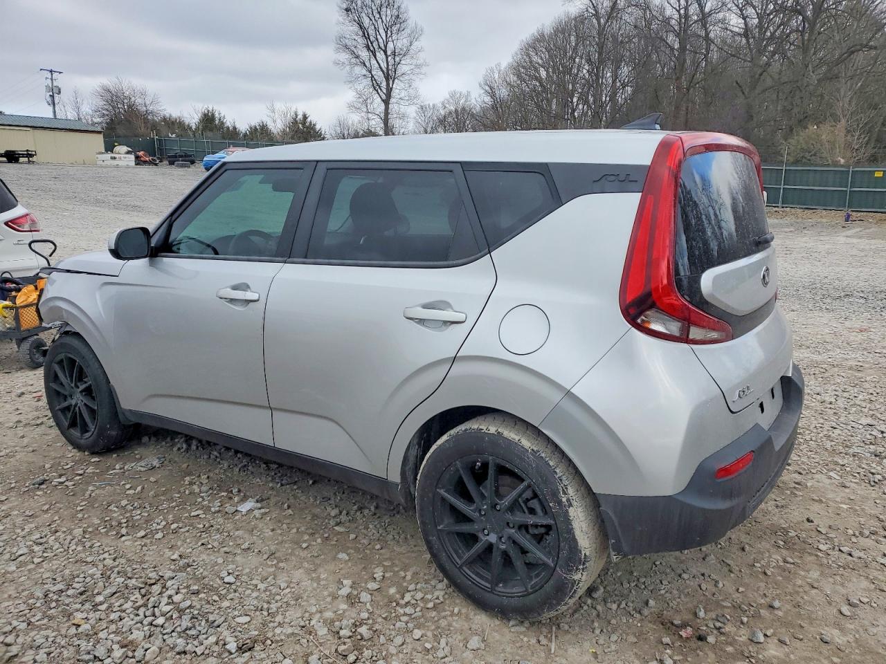 2020 KIA SOUL LX photo 2