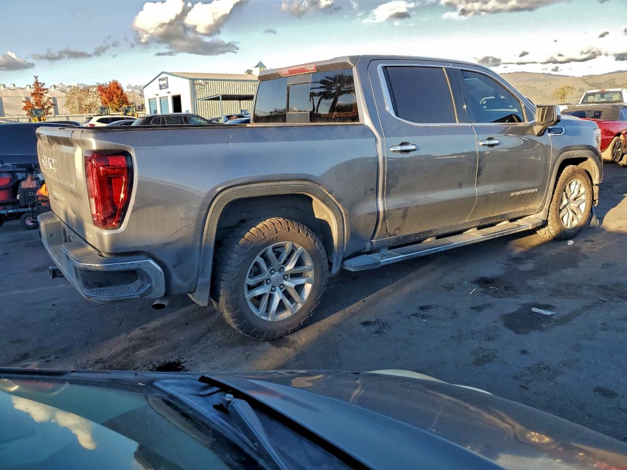 2021 GMC SIERRA C1500 SLT photo 3