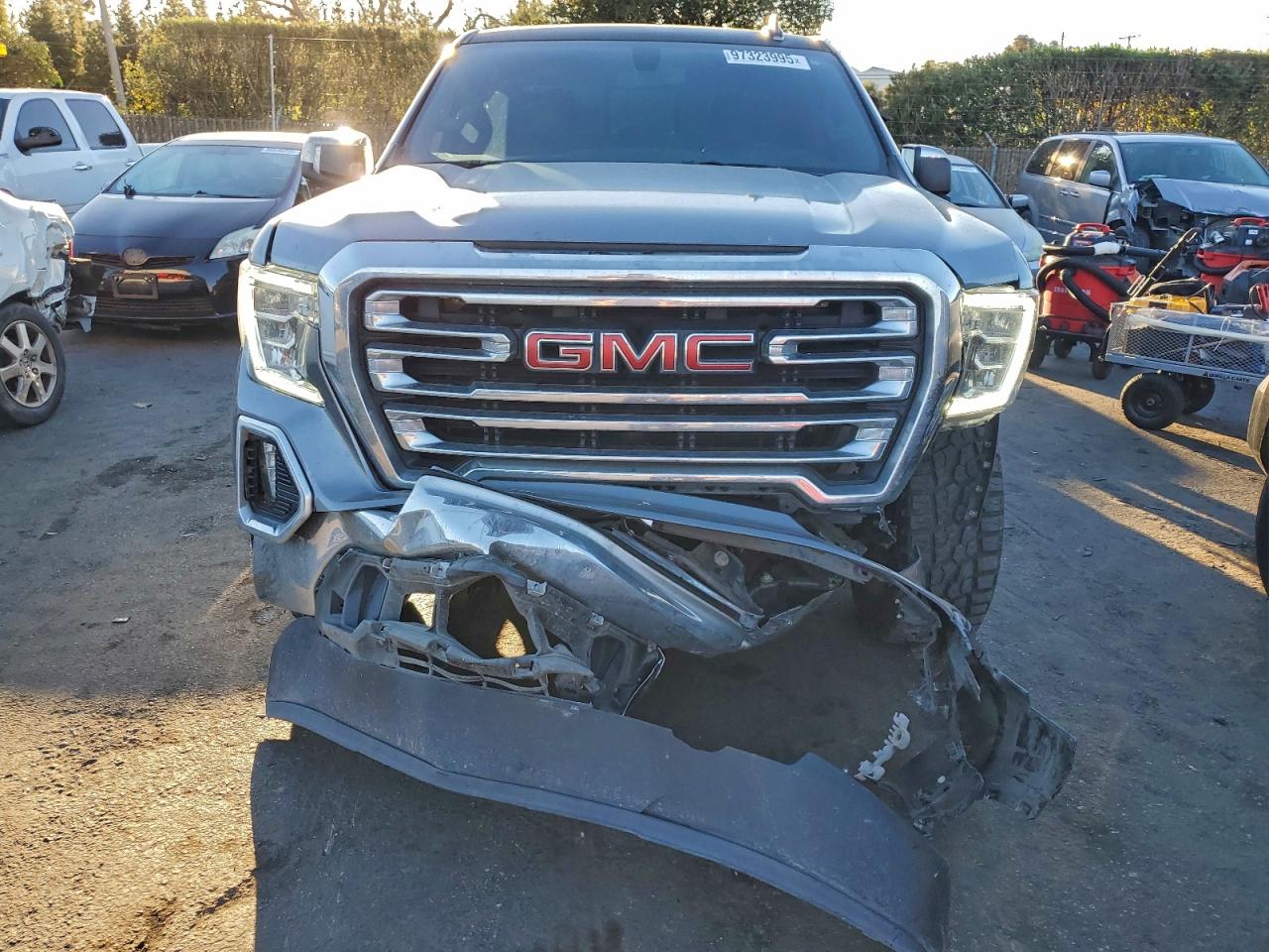 2021 GMC SIERRA C1500 SLT photo 5