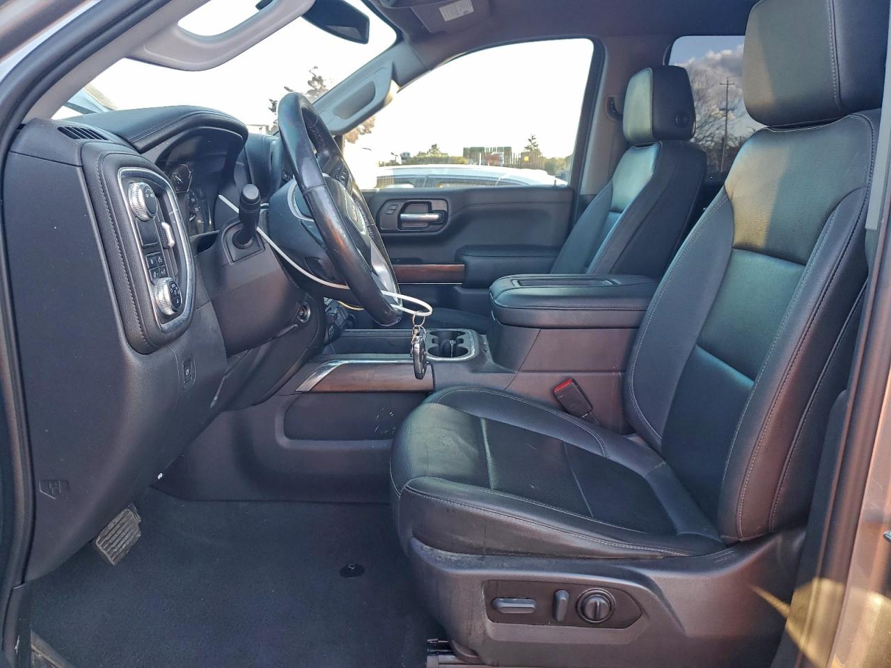2021 GMC SIERRA C1500 SLT photo 7