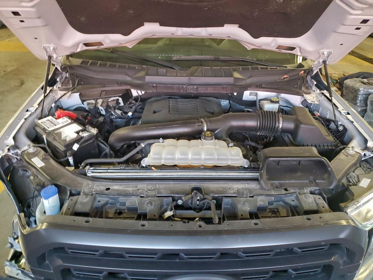 2023 FORD F150 SUPERCREW photo 31
