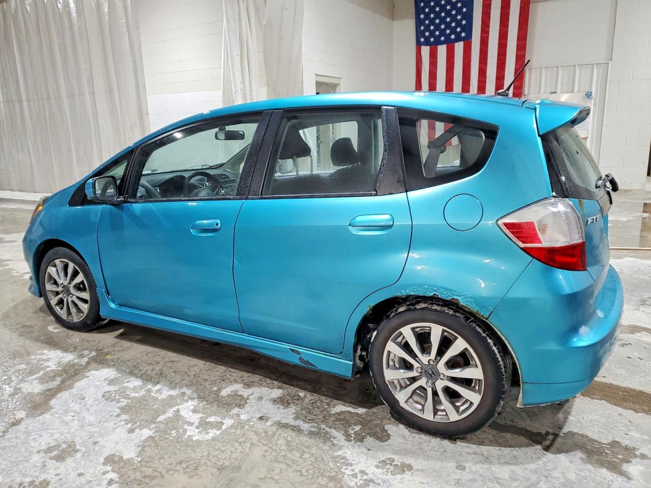 2013 HONDA FIT SPORT photo 2