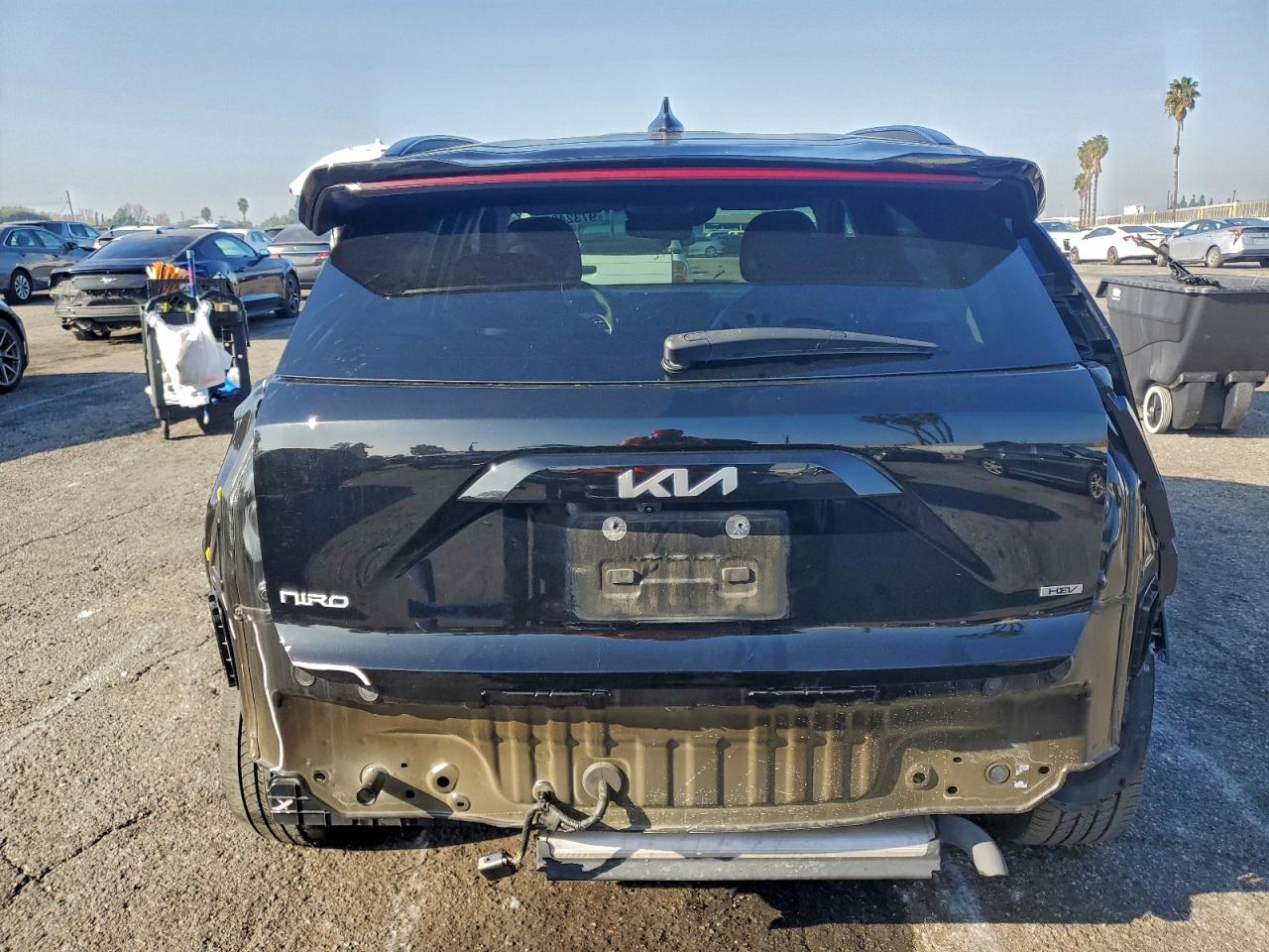 2023 KIA NIRO SX photo 6