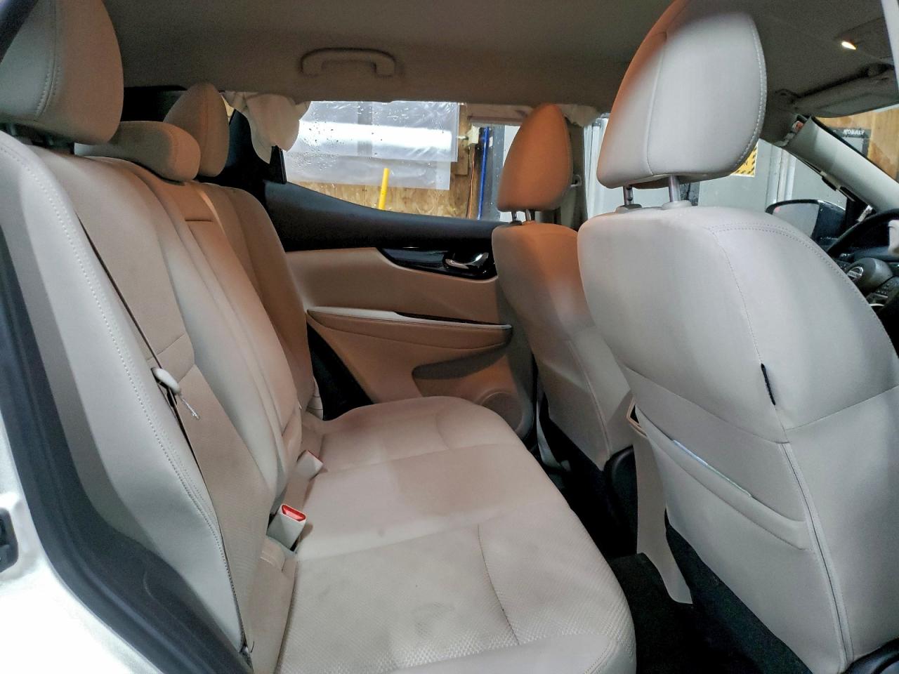 2018 NISSAN ROGUE SPORT S photo 11