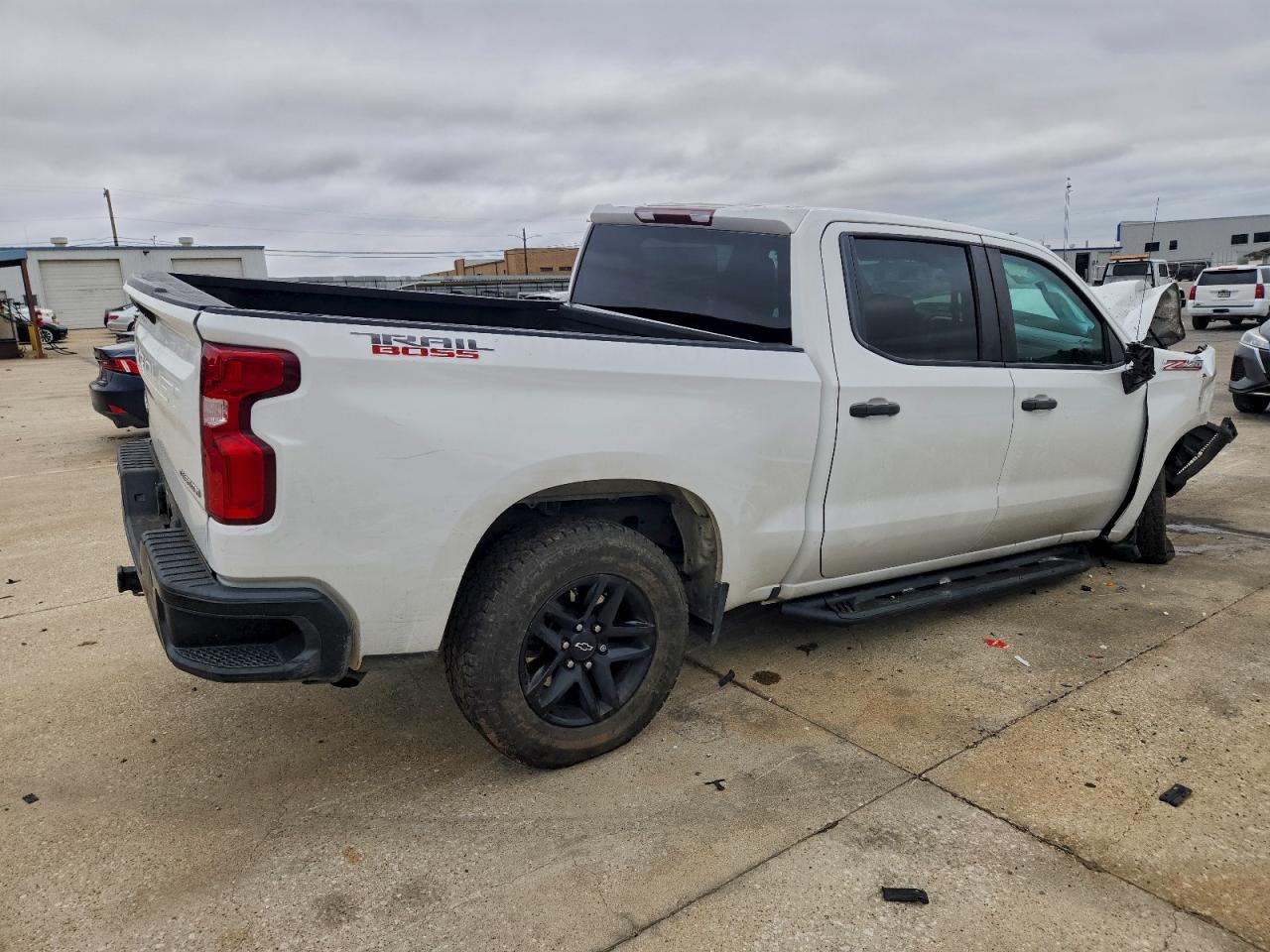 2020 CHEVROLET SILVERADO K1500 TRAIL BOSS CUSTOM photo 3