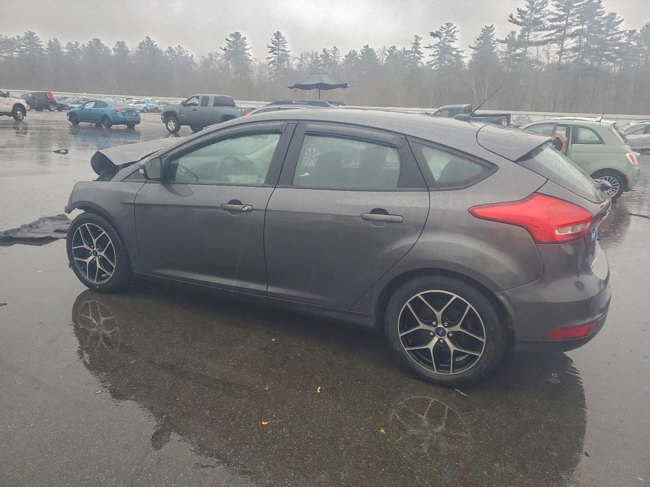 2017 FORD FOCUS SEL photo 3