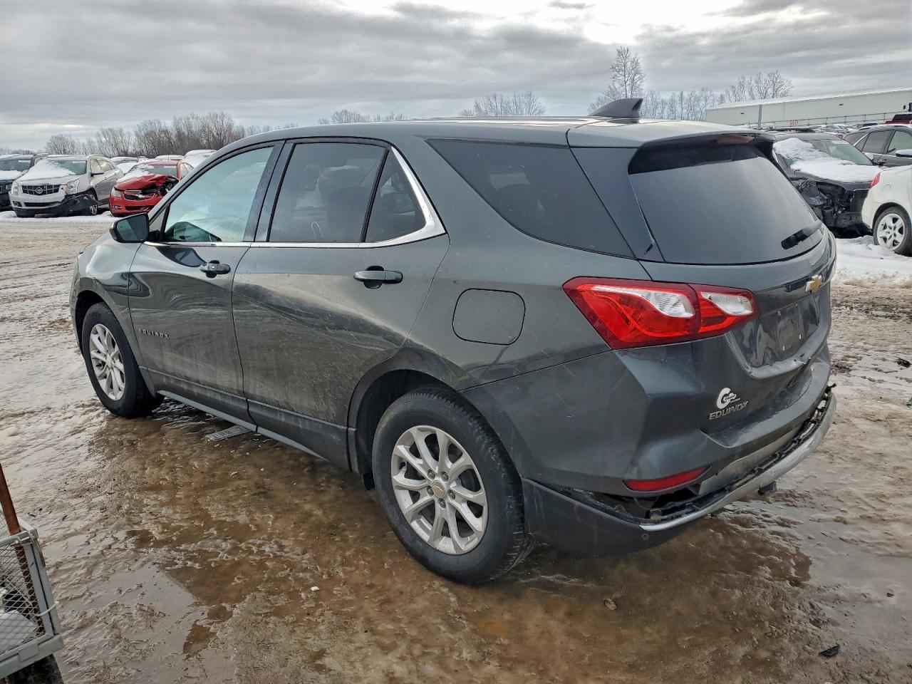 2020 CHEVROLET EQUINOX LT photo 2