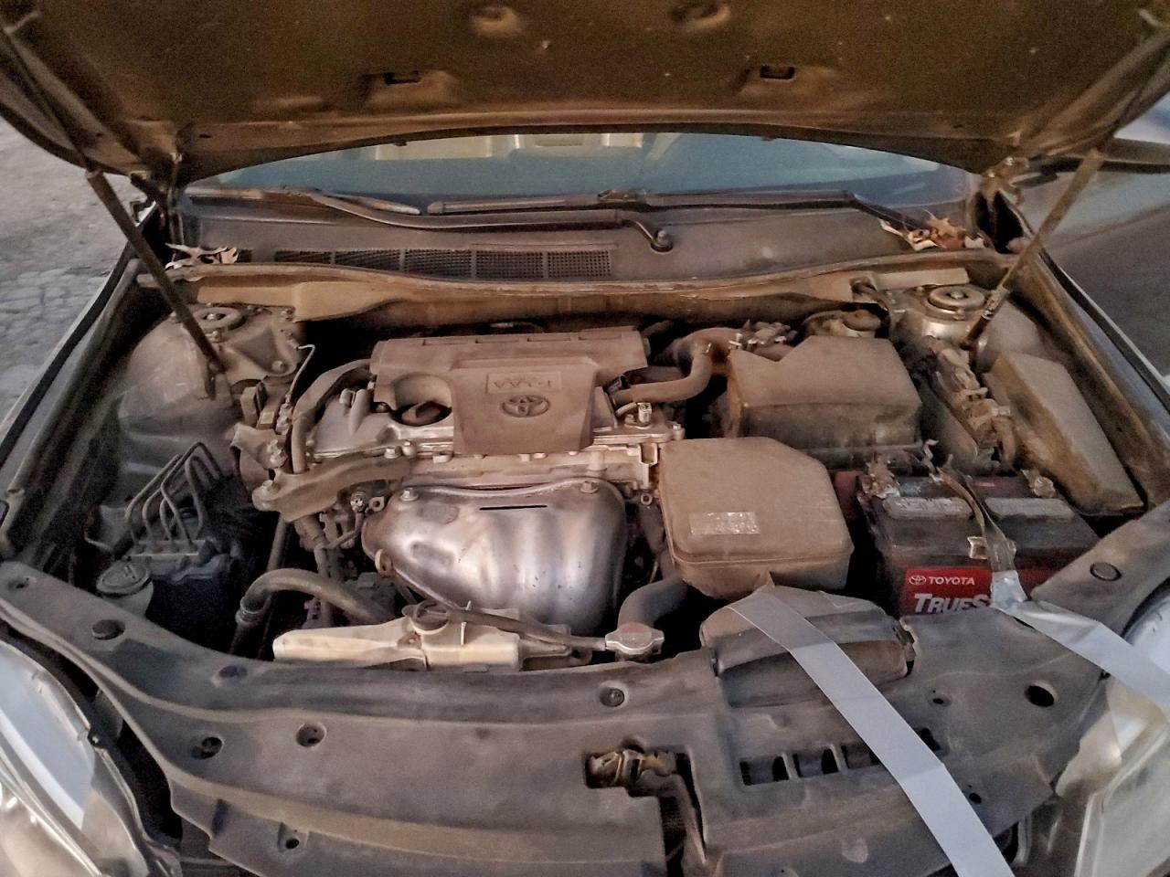 2016 TOYOTA CAMRY LE photo 21