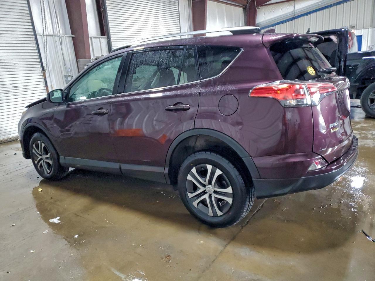 2017 TOYOTA RAV4 LE photo 2