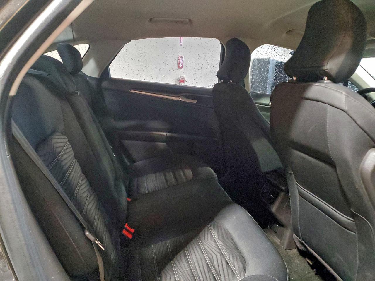 2016 FORD FUSION SE photo 10