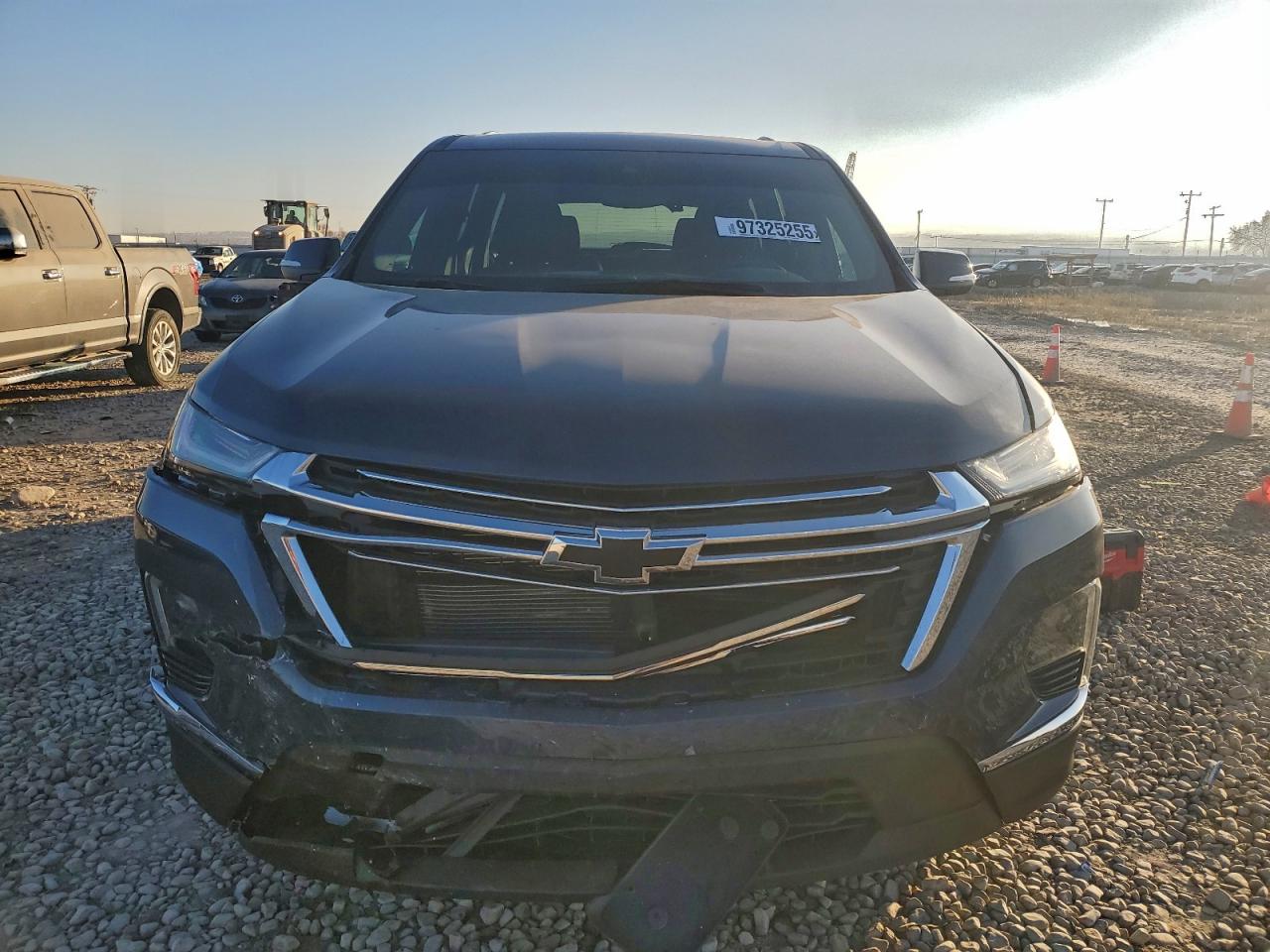 2023 CHEVROLET TRAVERSE LT photo 5