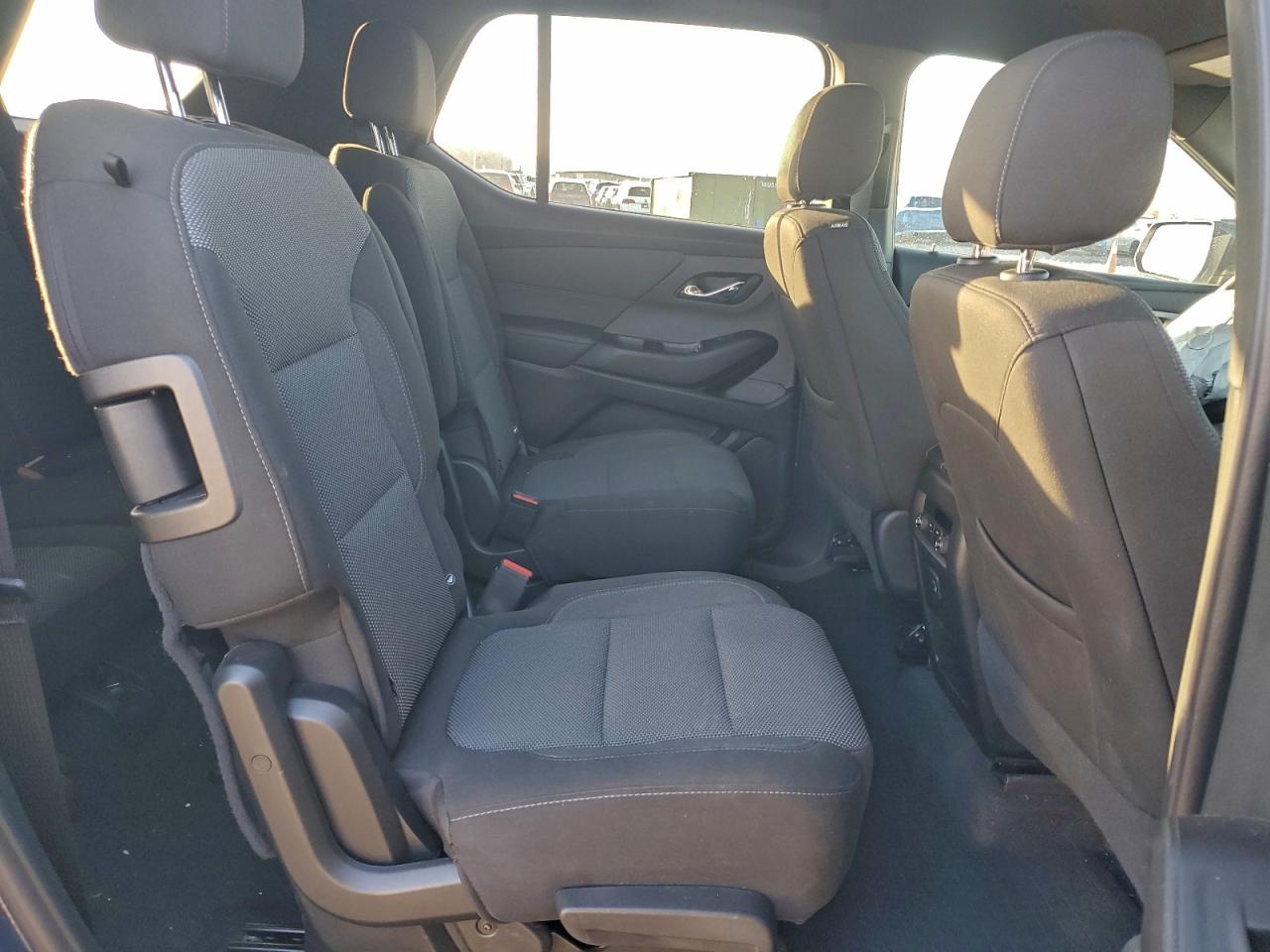 2023 CHEVROLET TRAVERSE LT photo 11