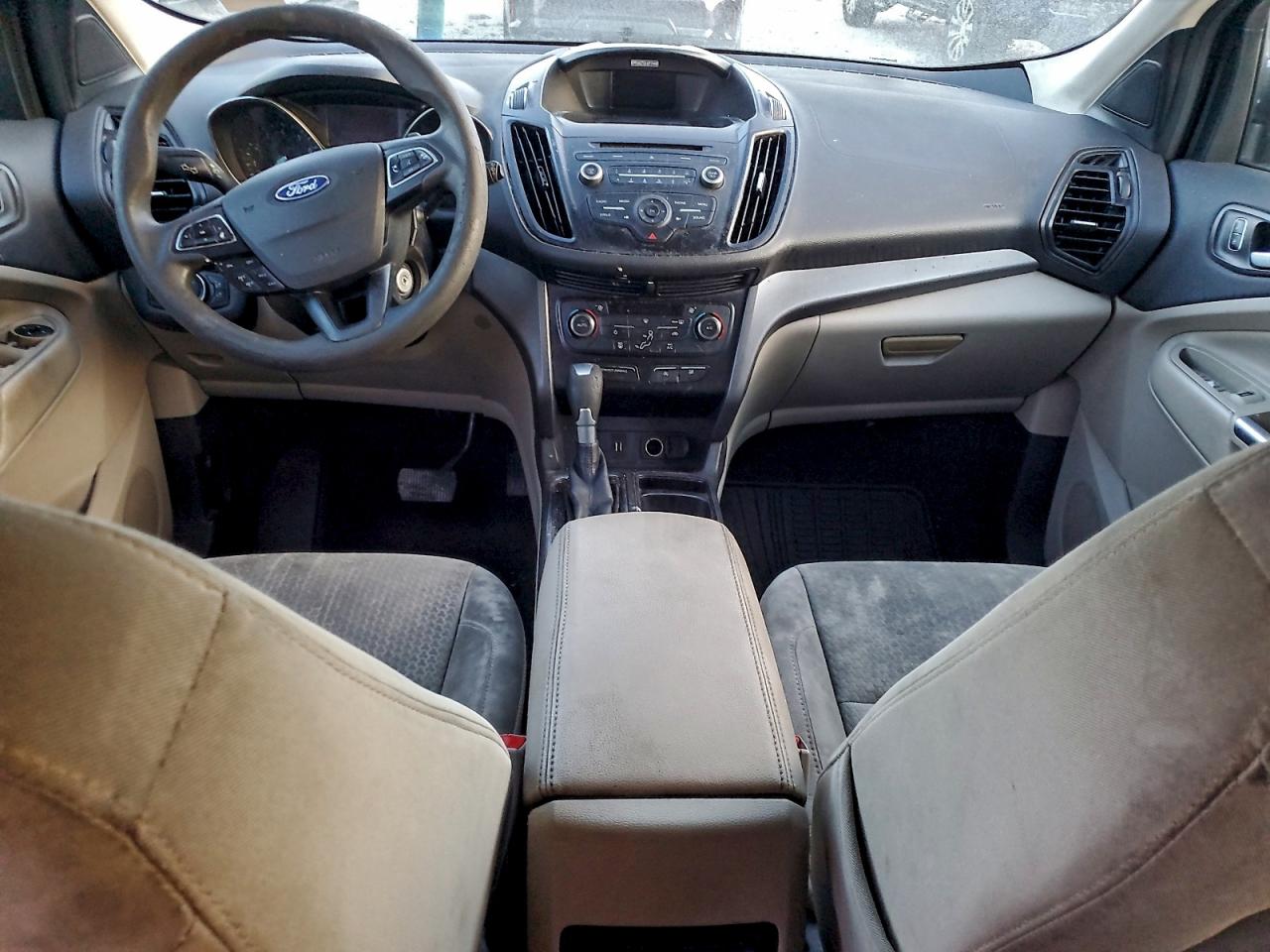 2017 FORD ESCAPE SE photo 8