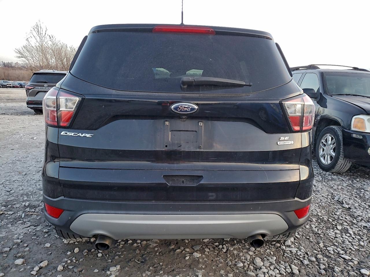 2017 FORD ESCAPE SE photo 6