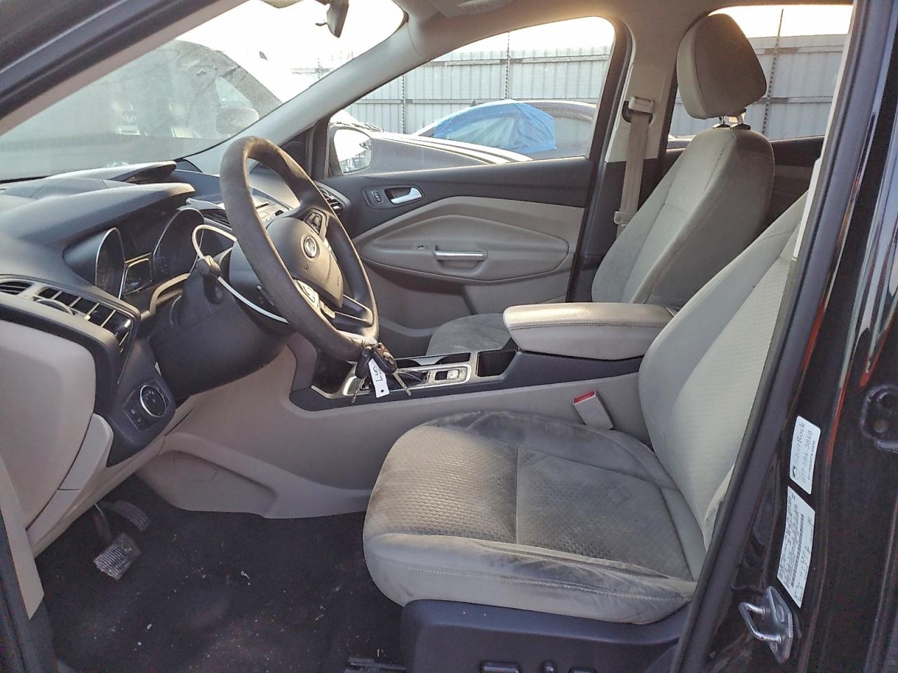 2017 FORD ESCAPE SE photo 7
