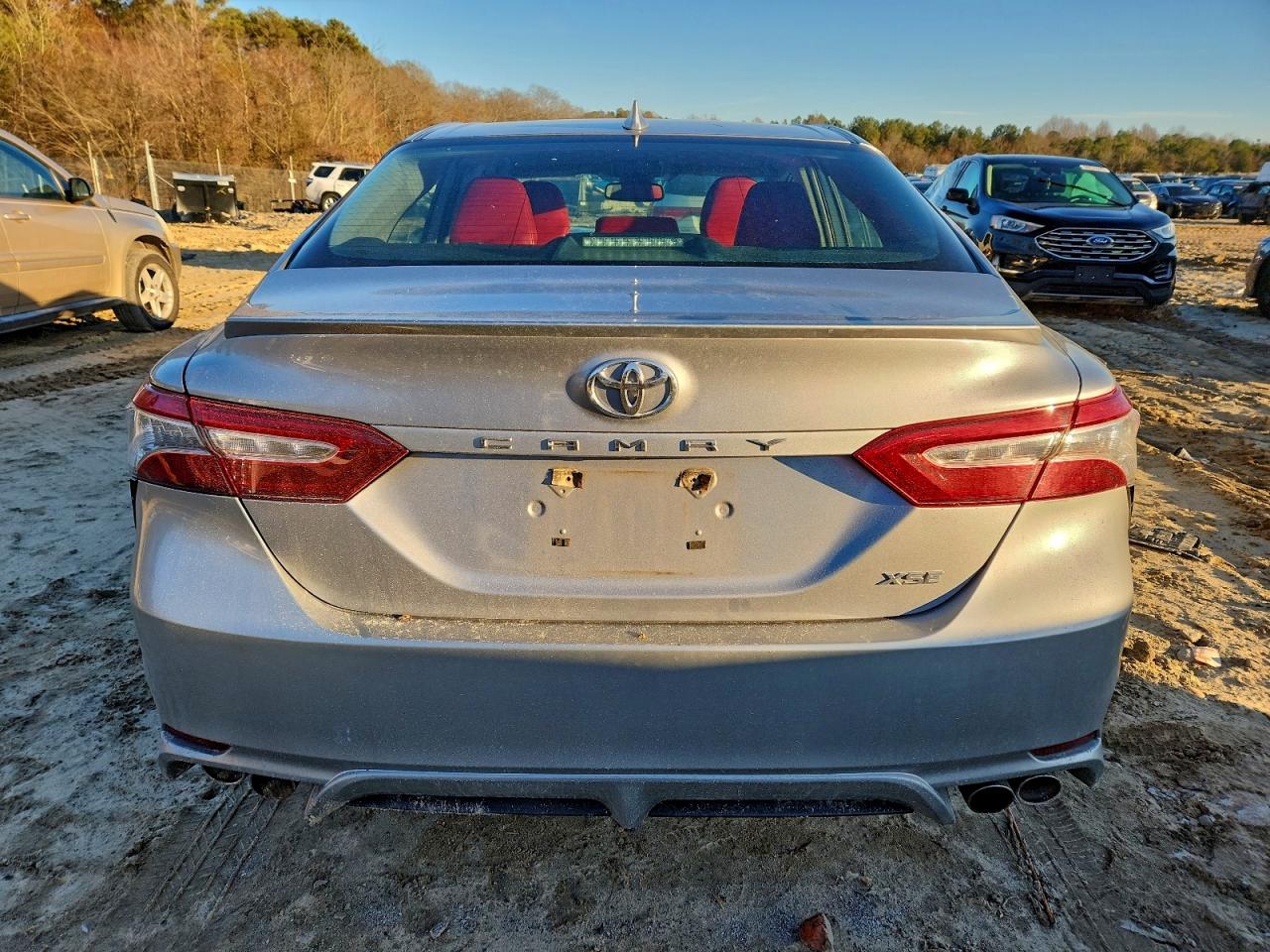 2020 TOYOTA CAMRY XSE photo 6