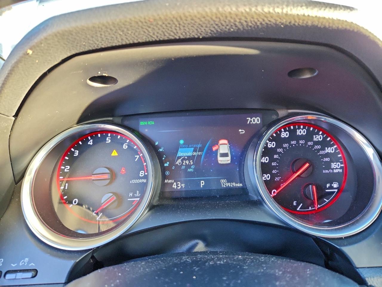 2020 TOYOTA CAMRY XSE photo 9