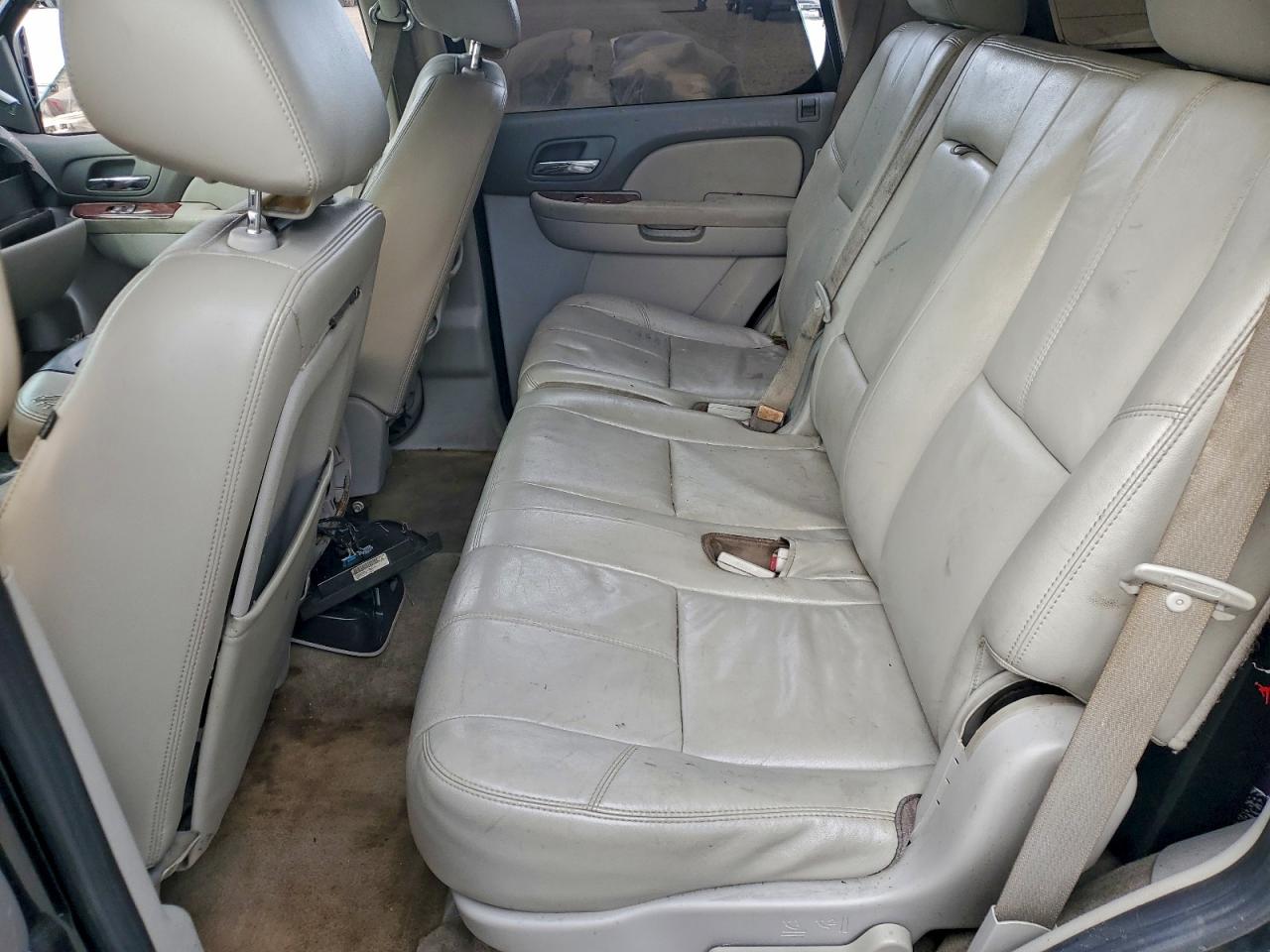 2011 CHEVROLET TAHOE C1500 LT photo 11