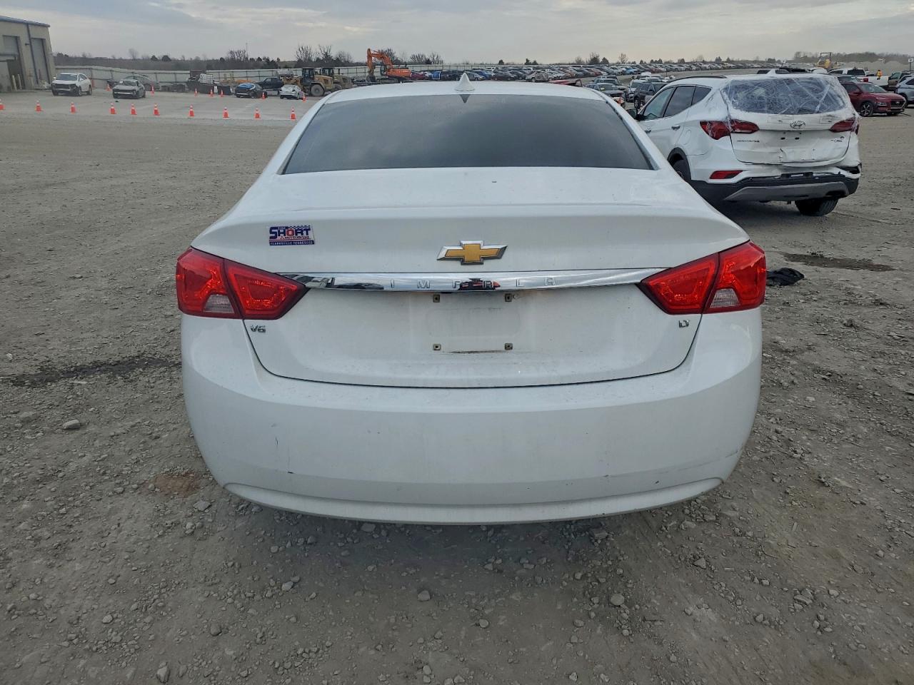 2018 CHEVROLET IMPALA LT photo 11