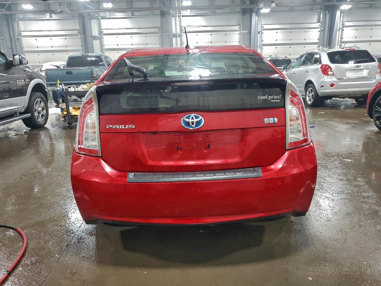 2015 TOYOTA PRIUS photo 16
