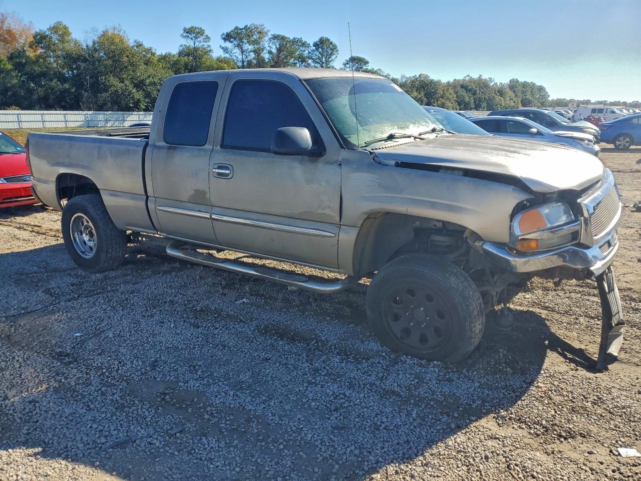 2004 GMC NEW SIERRA C1500 photo 10