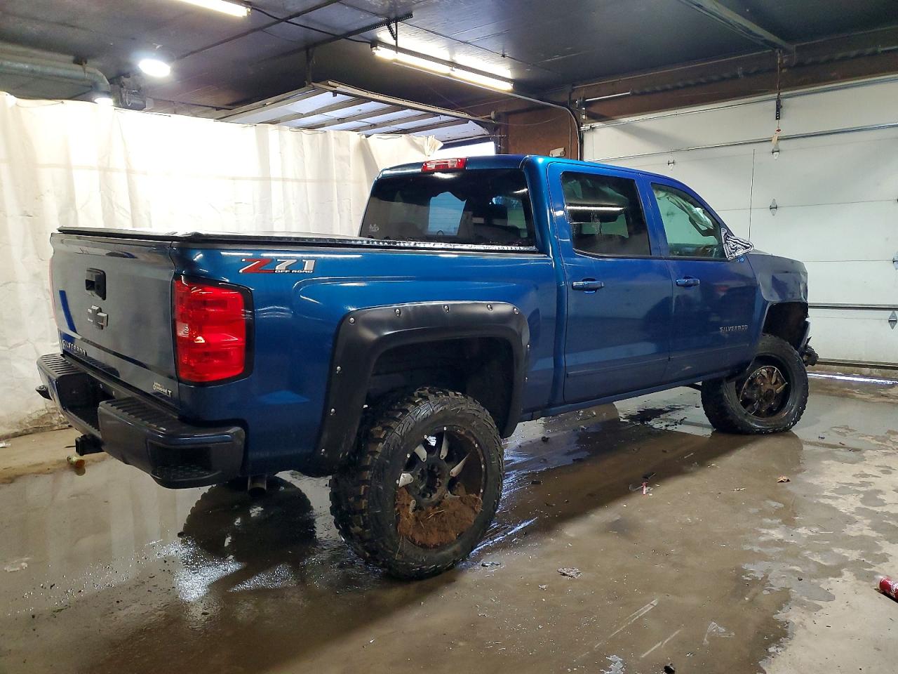 2018 CHEVROLET SILVERADO K1500 LT photo 3