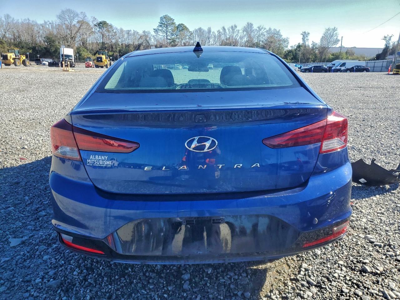 2020 HYUNDAI ELANTRA SEL photo 11