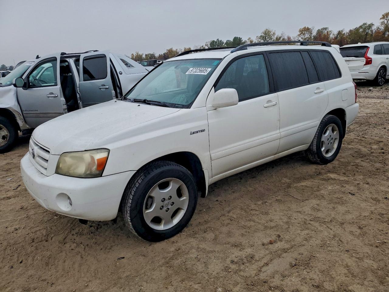 2004 TOYOTA HIGHLANDER