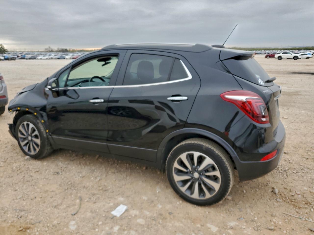 2019 BUICK ENCORE ESSENCE photo 5