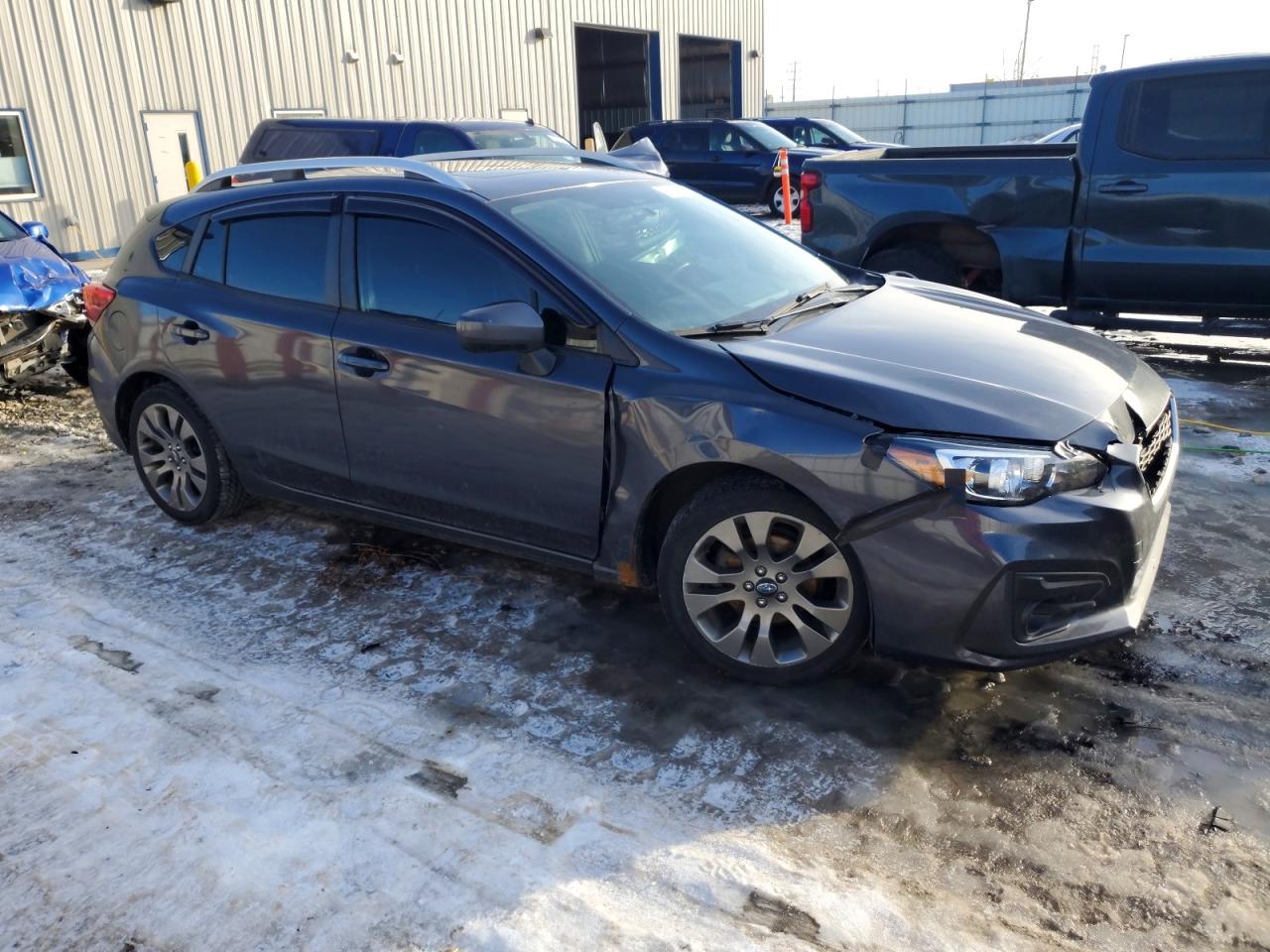 2017 SUBARU IMPREZA PREMIUM photo 4