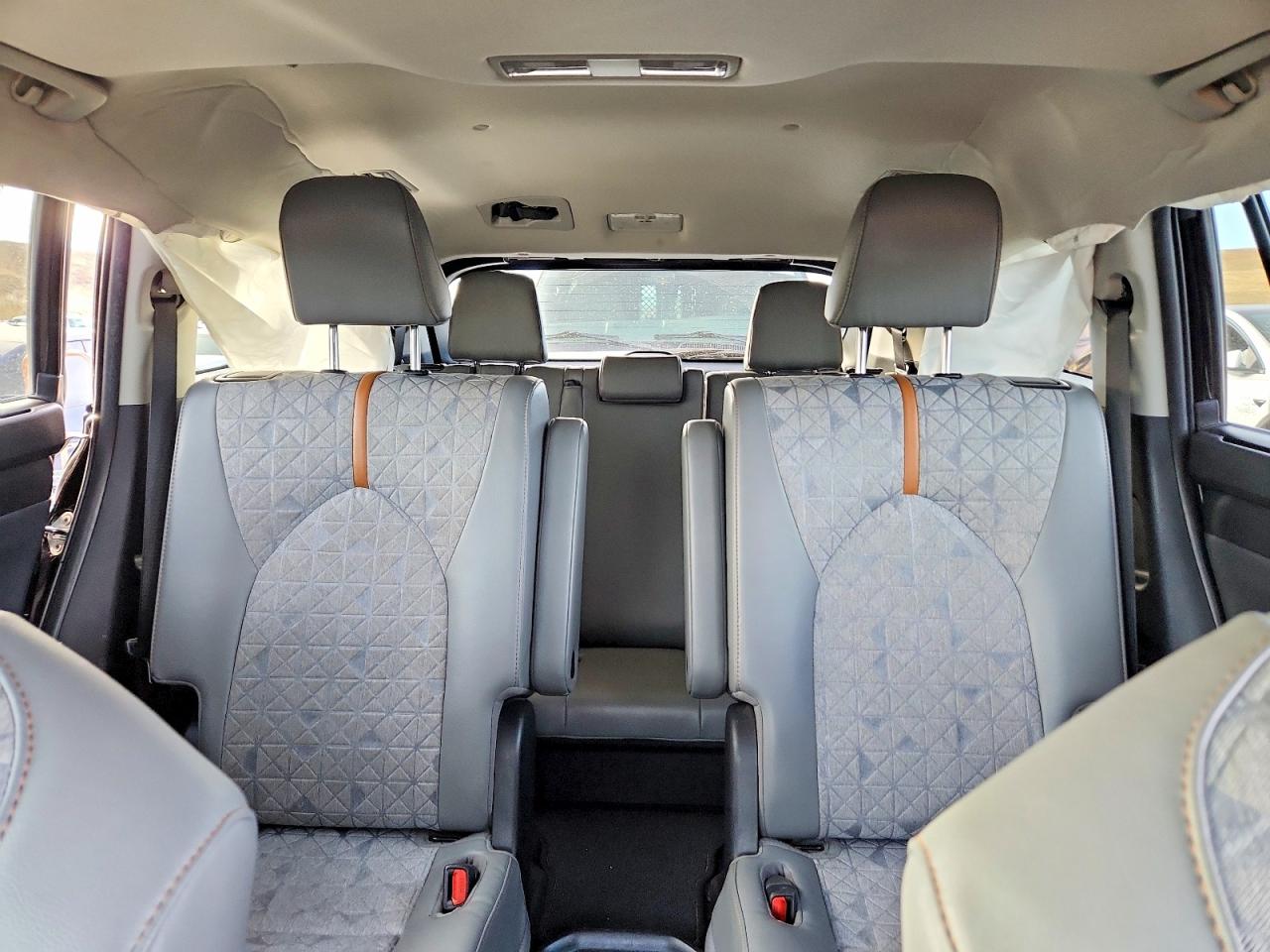 2022 TOYOTA HIGHLANDER HYBRID XLE photo 10