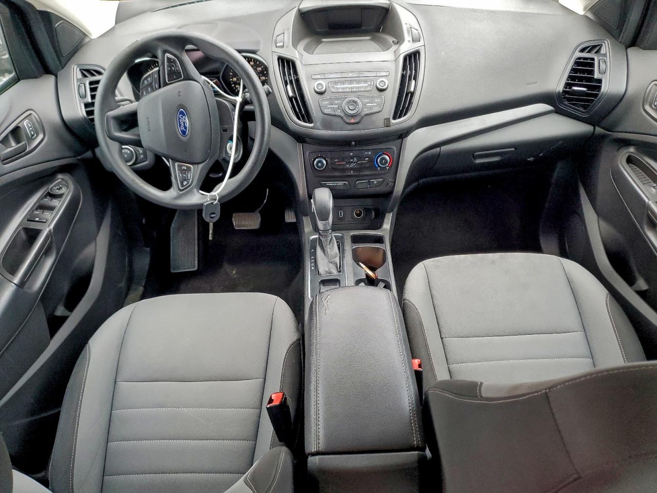 2019 FORD ESCAPE S photo 8