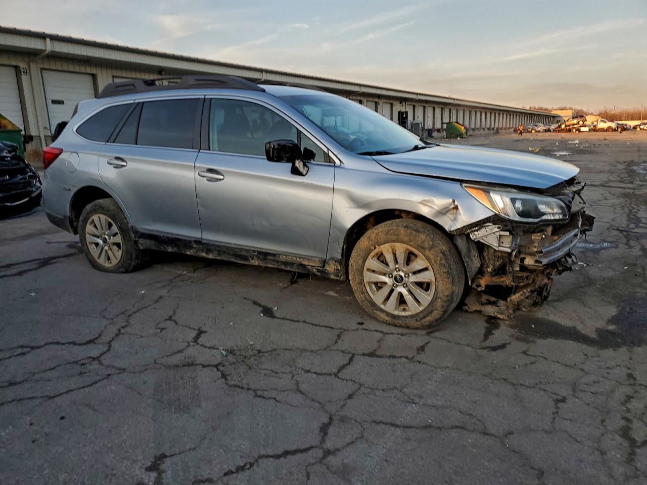 2015 SUBARU OUTBACK 2.5I PREMIUM photo 4