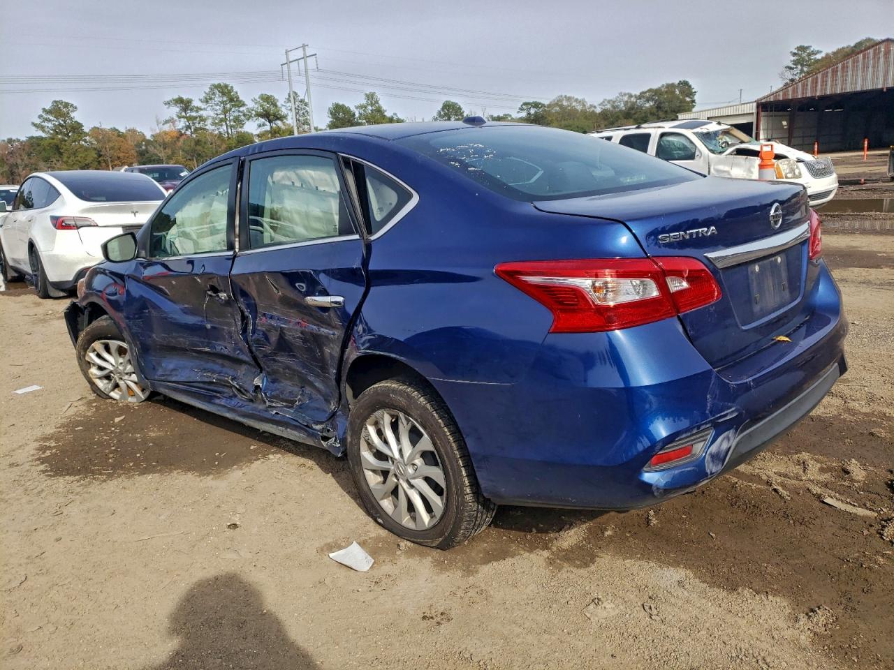 2019 NISSAN SENTRA S photo 2