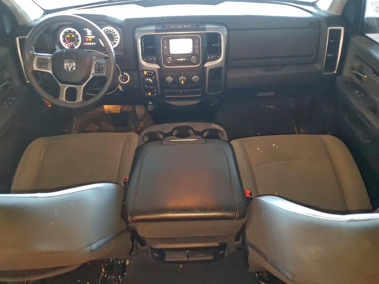 2021 RAM 1500 CLASSIC SLT photo 8