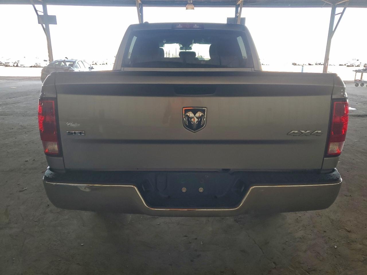 2021 RAM 1500 CLASSIC SLT photo 6