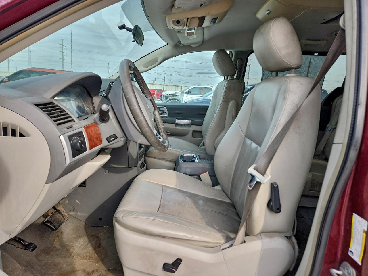 2008 CHRYSLER TOWN & COUNTRY TOURING photo 13
