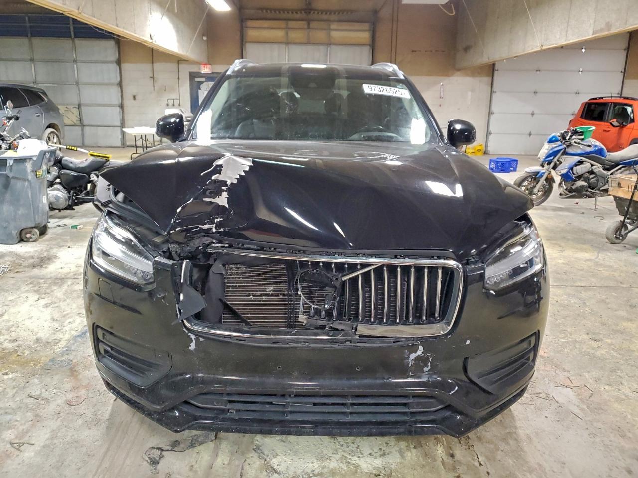 2021 VOLVO XC90 T6 MOMENTUM photo 5