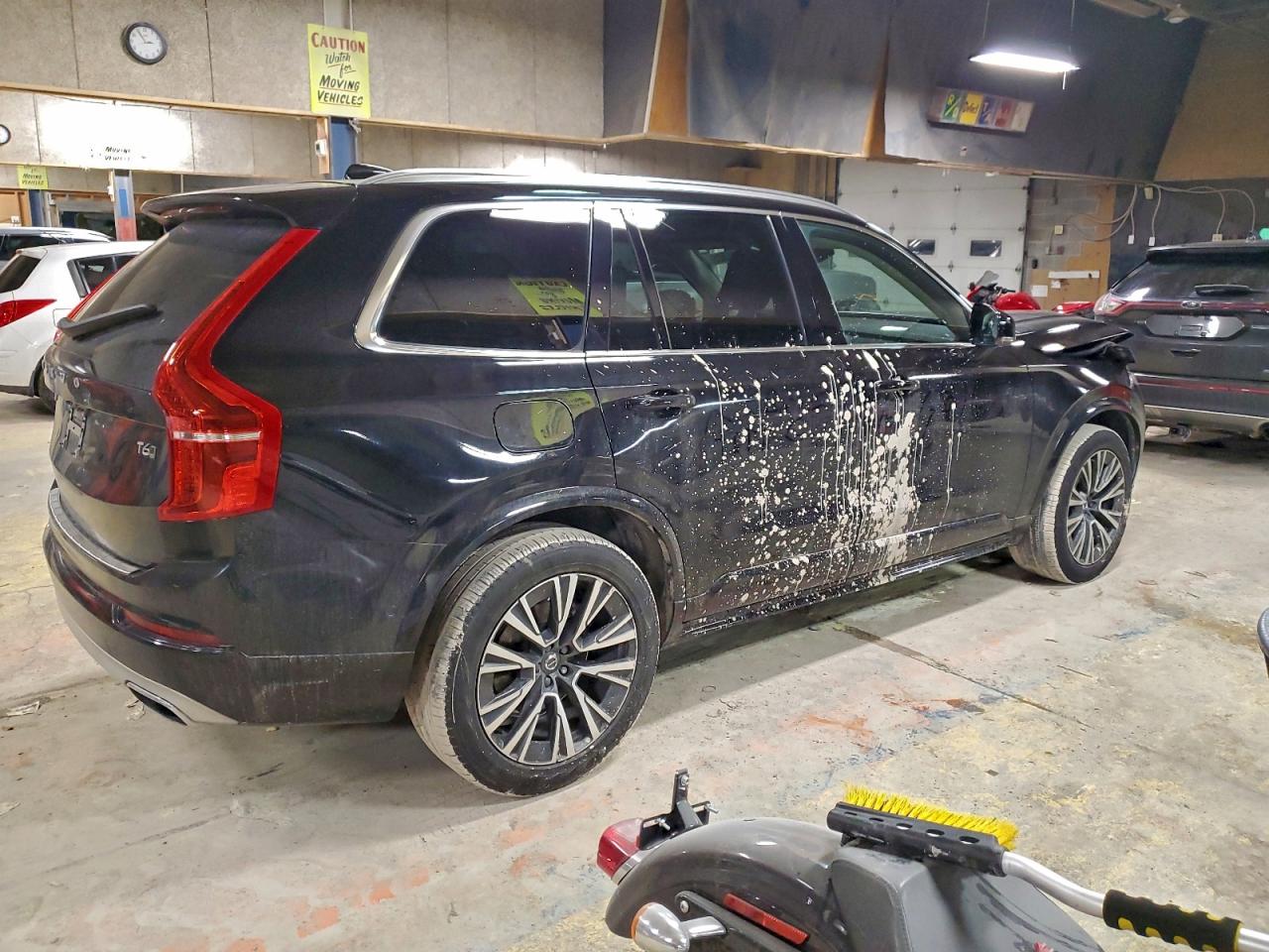 2021 VOLVO XC90 T6 MOMENTUM photo 3